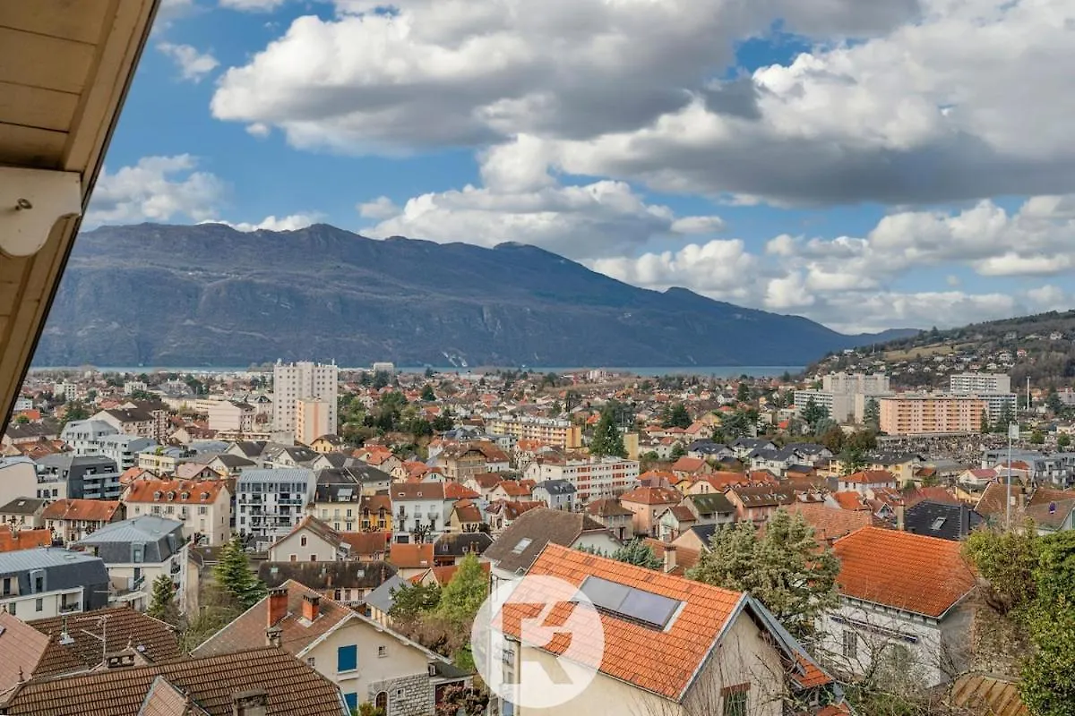 R'Apparts T2 La Halte Savoyarde Aix-les-Bains 0*,  France